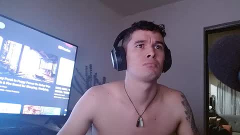 Snapshot of miaou_miaou chatting on January 2, 2:11 am miaou_miaou online show from January 2, 2:11 am