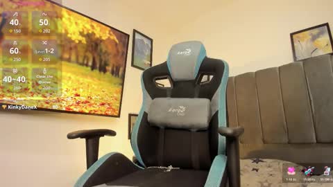 michael_lopez_1 online show from September 10, 9:02 pm