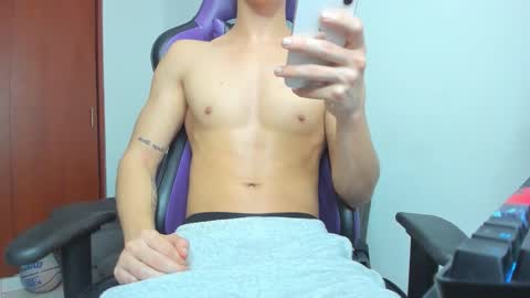 Michael online show from December 20, 3:24 am