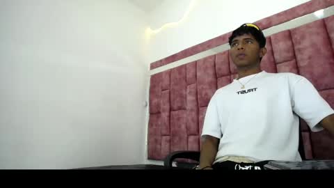 Mick storm online show from April 18, 7:07 pm