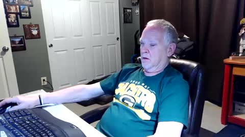 midwestdad09 online show from March 14, 1:12 am