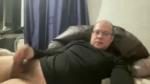 mightbefree00 online show from January 6, 11:31 pm