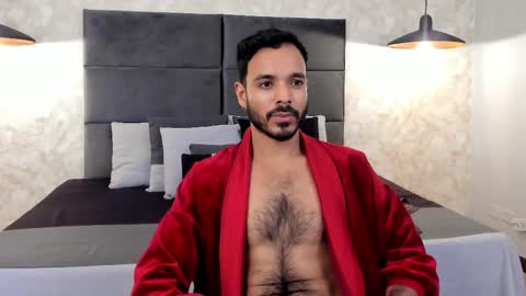 miguelsanfrancisco online show from December 3, 7:09 pm