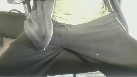 mik online show from February 4, 9:04 am