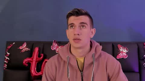 mikael online show from February 17, 1:37 am