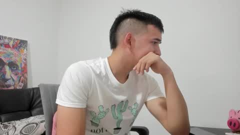 mike3xxx online show from January 17, 6:44 pm