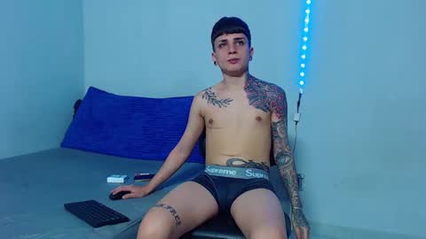 Mike IMDEPENDIENT MODEL online show from March 6, 3:35 pm