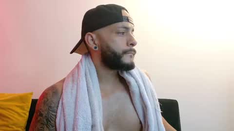 mike_savage3 online show from November 16, 1:35 pm