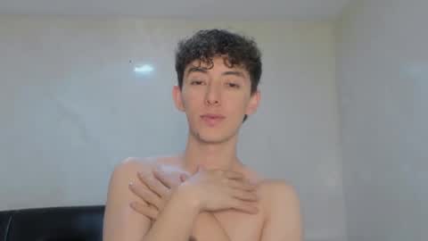 Mikebelf4 online show from November 22, 12:32 am