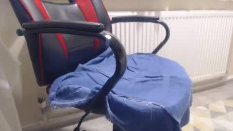 Snapshot of mikeburns64 chatting on December 28, 3:48 pm mikeburns64 online show from December 28, 3:48 pm