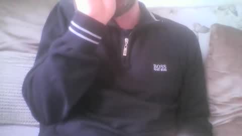 Snapshot of mikehockishuge9 chatting on September 30, 4:21 pm mikehockishuge9 online show from September 30, 4:21 pm