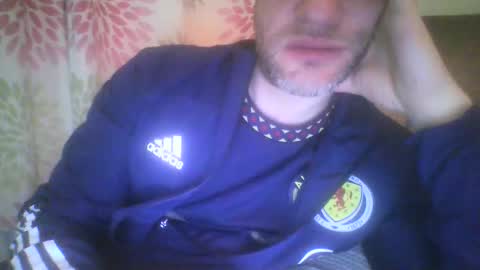 Snapshot of mikehockishuge9 chatting on March 5, 9:39 pm mikehockishuge9 online show from March 5, 9:39 pm