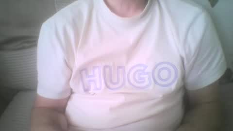 Snapshot of mikehockishuge9 chatting on October 5, 12:53 pm mikehockishuge9 online show from October 5, 12:53 pm