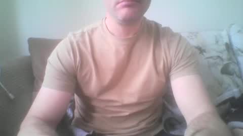 Snapshot of mikehockishuge9 chatting on January 12, 1:16 pm mikehockishuge9 online show from January 12, 1:16 pm