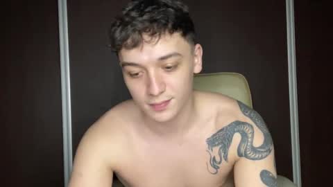 Snapshot of mikelaur chatting on March 5, 7:28 pm MikeLaur online show from March 5, 7:28 pm