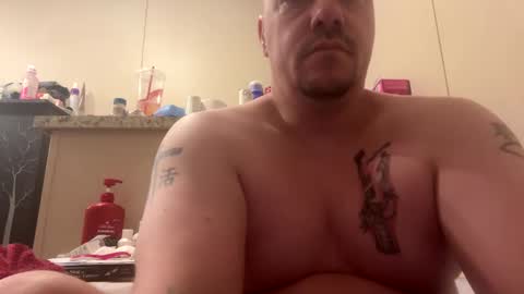 Snapshot of mikeylikesit2222 chatting on December 28, 12:03 pm mikeylikesit2222 online show from December 28, 12:03 pm