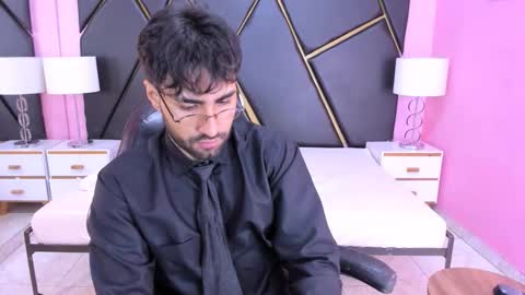 milanzaire online show from November 16, 1:19 am