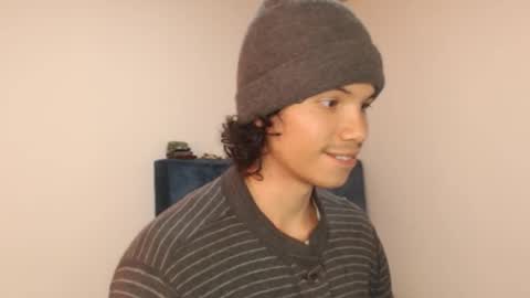 milesxoxo6969 online show from September 10, 6:28 pm