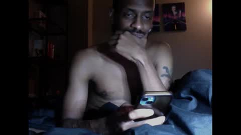 Milk Chocolate Sensei online show from December 16, 4:02 am