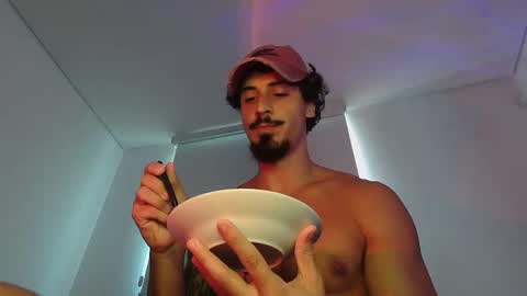 milkoffee online show from April 18, 2:40 pm