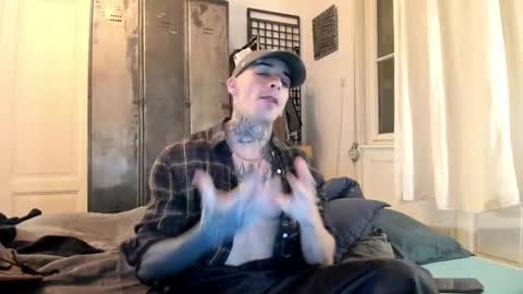 milksme online show from March 4, 7:43 pm