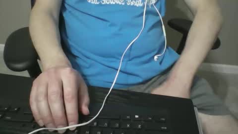 milwaukeebadger24 online show from April 17, 12:57 am