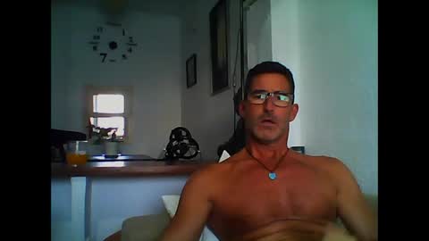 Snapshot of mindthestep chatting on October 23, 1:47 pm MIND online show from October 23, 1:47 pm