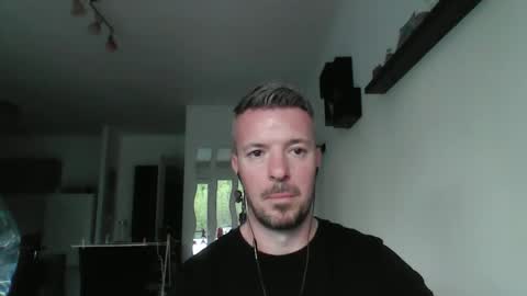 minka28 online show from April 18, 5:36 pm