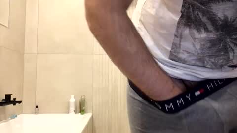 misterxy567 online show from February 20, 7:04 pm