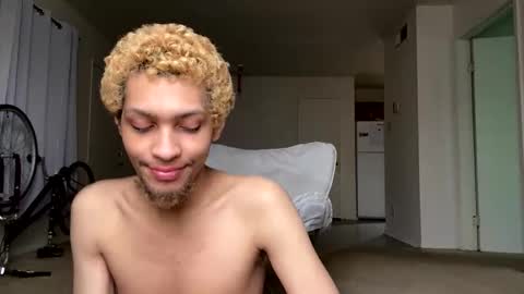 Deanthony online show from February 23, 7:47 pm