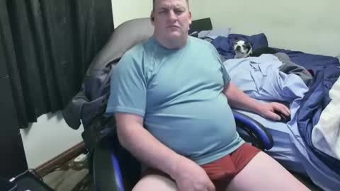 mmmthatsfunnn online show from February 19, 7:06 am