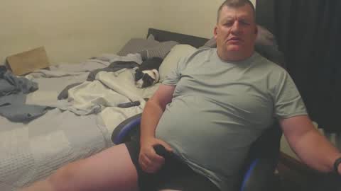 mmmthatsfunnn online show from December 9, 6:55 am