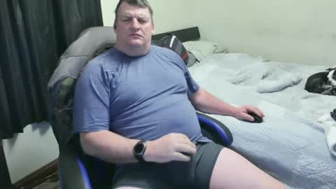 mmmthatsfunnn online show from January 27, 6:20 pm