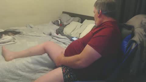 mmmthatsfunnn online show from December 7, 7:38 am