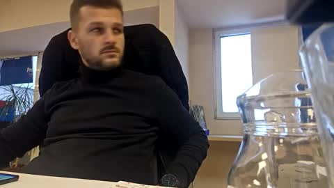 mnew69055770223 online show from October 29, 3:50 pm