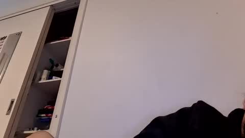 moan4cum online show from June 11, 5:49 am