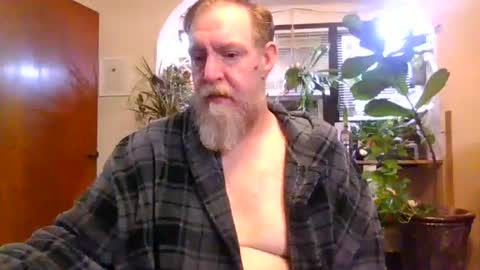 moeblick online show from November 7, 12:30 pm