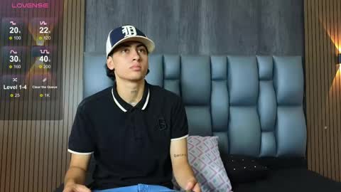 mohamed_malik online show from June 3, 2:44 pm