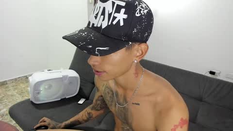 monkeyd_66 online show from January 17, 3:22 pm