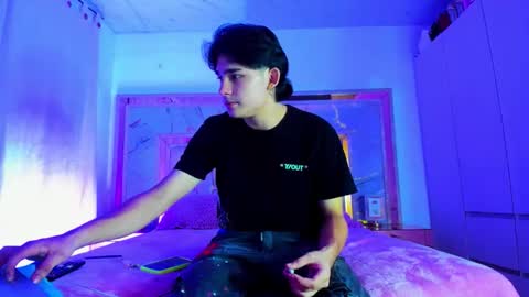 monky_0002 online show from March 10, 4:18 am