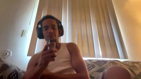 mouli23r online show from September 21, 10:10 pm