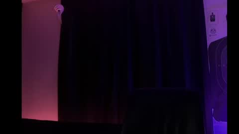 mount_vesuvius online show from April 18, 7:58 pm