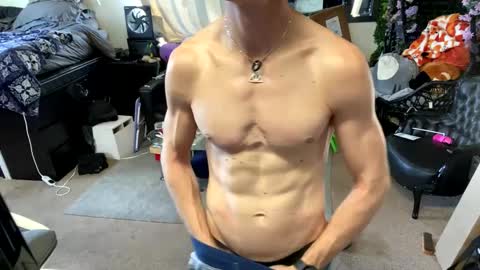 hot-caution online show from January 3, 11:44 pm