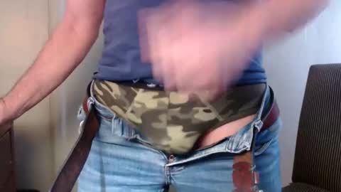 Manny online show from February 9, 9:06 pm