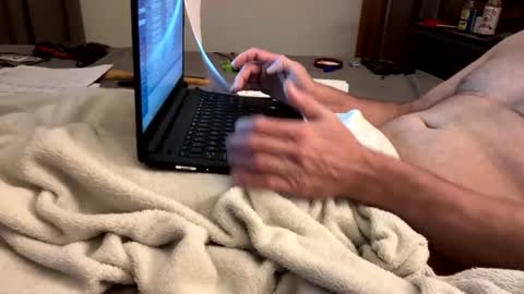 Sequoia-Cocked Hombre de Sur online show from April 22, 12:43 pm