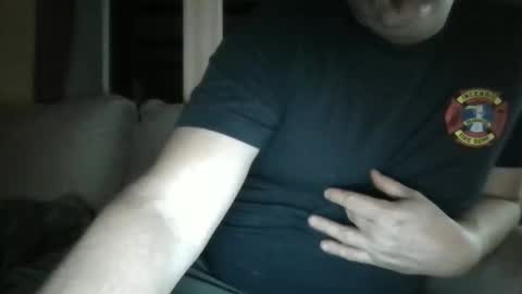 mr1bucket online show from April 7, 12:54 am