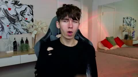 Kris online show from February 14, 10:26 pm