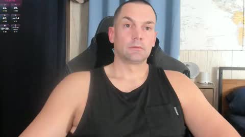 Cam online show from December 16, 9:44 pm