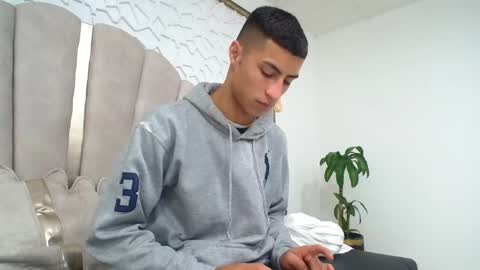 Mr Porn  online show from June 6, 12:55 pm