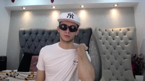 williseo online show from March 3, 7:12 pm